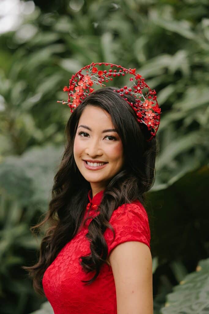 Hawaii"s Best Hair and Makeup